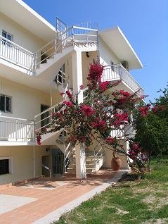 Agistri, Yialos Studios