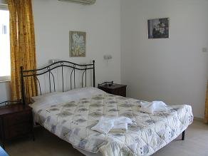 Agistri, Yialos Studios