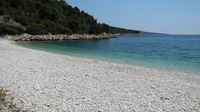 Alonissos restaurants, Island Beach Bar in Leftos Gialos beach