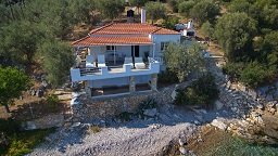 Fisherman's Cottage in Vamvakies, Kalamakia, Alonissos, Greece