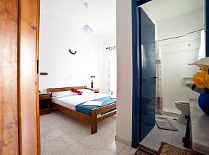 Pavlos Place in Antiparos Town