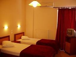 Pireaus Hotels, Hotel Faros 1