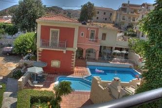 Philoxenia Apartments in Panormos