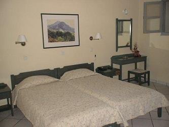 Philoxenia Apartments in Panormos