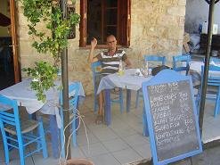 Ta Aptera Taverna in Megala Chorafia, Crete, Kreta.