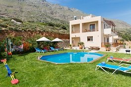 Private villas in Triopetra, Agios Pavlos on Crete