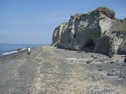 Kouloumpos Beach Santorini