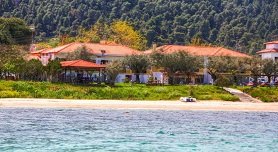 Anna Karra Studios & Apartments, Vourvourou beach in Vourvourou, Halkidiki