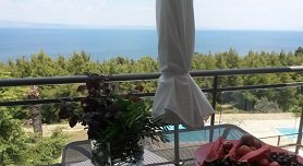 Paressa Palace Villas in Nea Fokea, Halkidiki