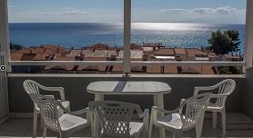 Dias Apartments in Mola Kalyva, Halkidiki