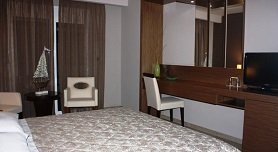 Hotel Cariatis in Nea Kallikratia, Halkidiki