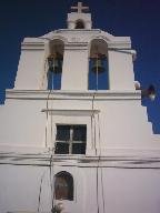 kerk net buiten de kastro