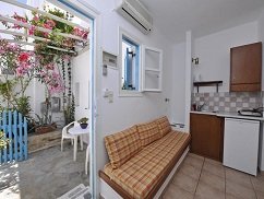 Roccos Studios in Antiparos