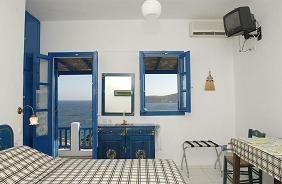 Dolphin Apartments in Antiparos