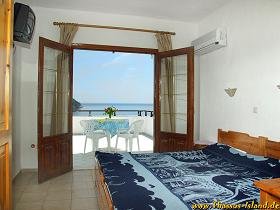 Thassos, Pension / Taverne Agorastos.