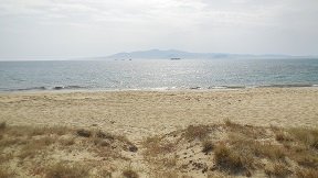 Plaka beach