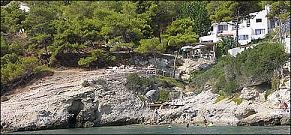 Agistri, Rosy's Little Village