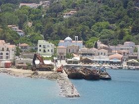 Samos, Karlovassi