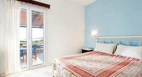 Dimitris Rooms, Manganari Beach in Ios