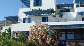 Helena's Rooms, Manganari Beach in Ios