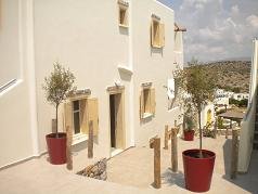 Speires Hotel, Iraklia