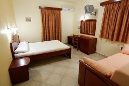 Villa Aeolus, Iraklia