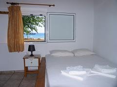 Marietta's Rooms, Iraklia