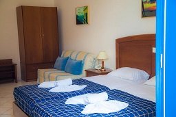 Blue Waves Studios, Kyra Panagia, Karpathos