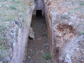 Armeni, Minoan tombs, Mino�sche tombes, Kreta, Crete.