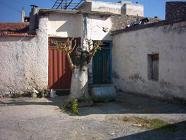 het plein bij de Agios Antonios church.