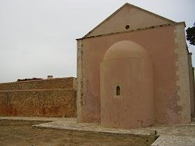 Het Agios Ioannis Eleimon Klooster in Pazinos op Kreta, the Agios Ioannis Eleimon Monastery on Crete