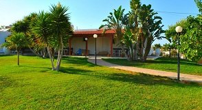 Ariadni Apartments, Karteros beach, Crete, Kreta.