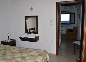 Kato Zakros, Katerina Apartments