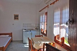 Kato Zakros, Ambeles Apartments
