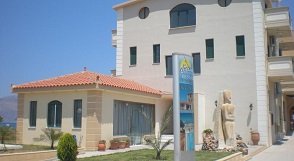 Mesogios Beach - Korfalonas beach Kissamou, K&iuml;&iquest;&frac12;ssamos, Kissamos, Crete, Kreta.