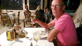 Taverne To Kokkino Chorio, Crete, Kreta