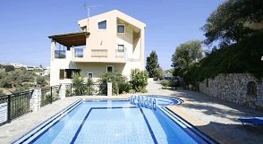 Villa Dimosthenis in Stalos, Crete, Kreta.