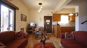 Villa Dimosthenis in Stalos, Crete, Kreta.