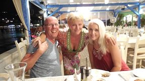 Ligo Krasi Ligo Thalassi - Almyrida, Crete, Kreta