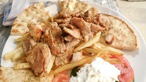 Ligo Krasi Ligo Thalassi - Almyrida, Crete, Kreta