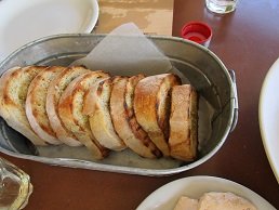 Taverna Eilikrineia in Kotsiana, Kreta, Crete.