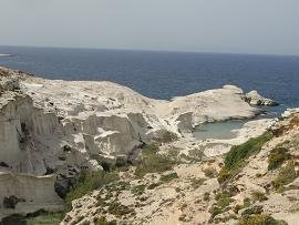 Milos, Sarakiniko Beach
