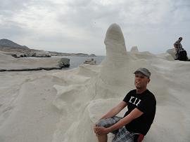 Milos, Sarakiniko Beach