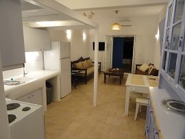 Milos, Heliotropio Hotel in Pollonia