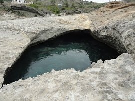 Milos, Papafragas Beach