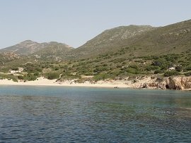 Milos, Ammoudaraki Beach