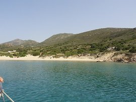 Milos, Ammoudaraki Beach