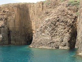 Milos, Glaronissia Islets