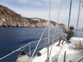 Polyaigos island, Milos