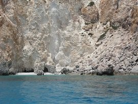 Polyaigos island, Milos